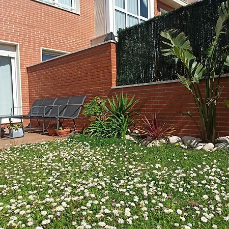 Bajo Con Jardin Privado Lejlighed Santander Eksteriør billede