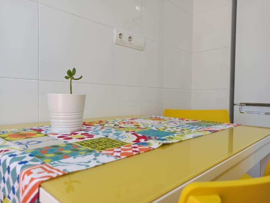Bajo Con Jardin Privado Lejlighed Santander Eksteriør billede