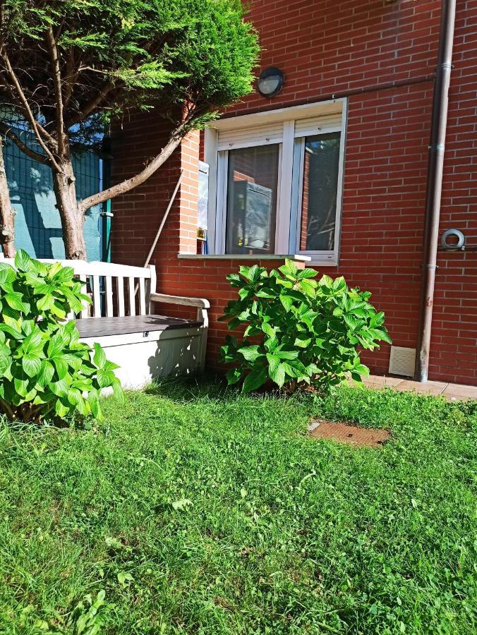 Bajo Con Jardin Privado Lejlighed Santander Eksteriør billede